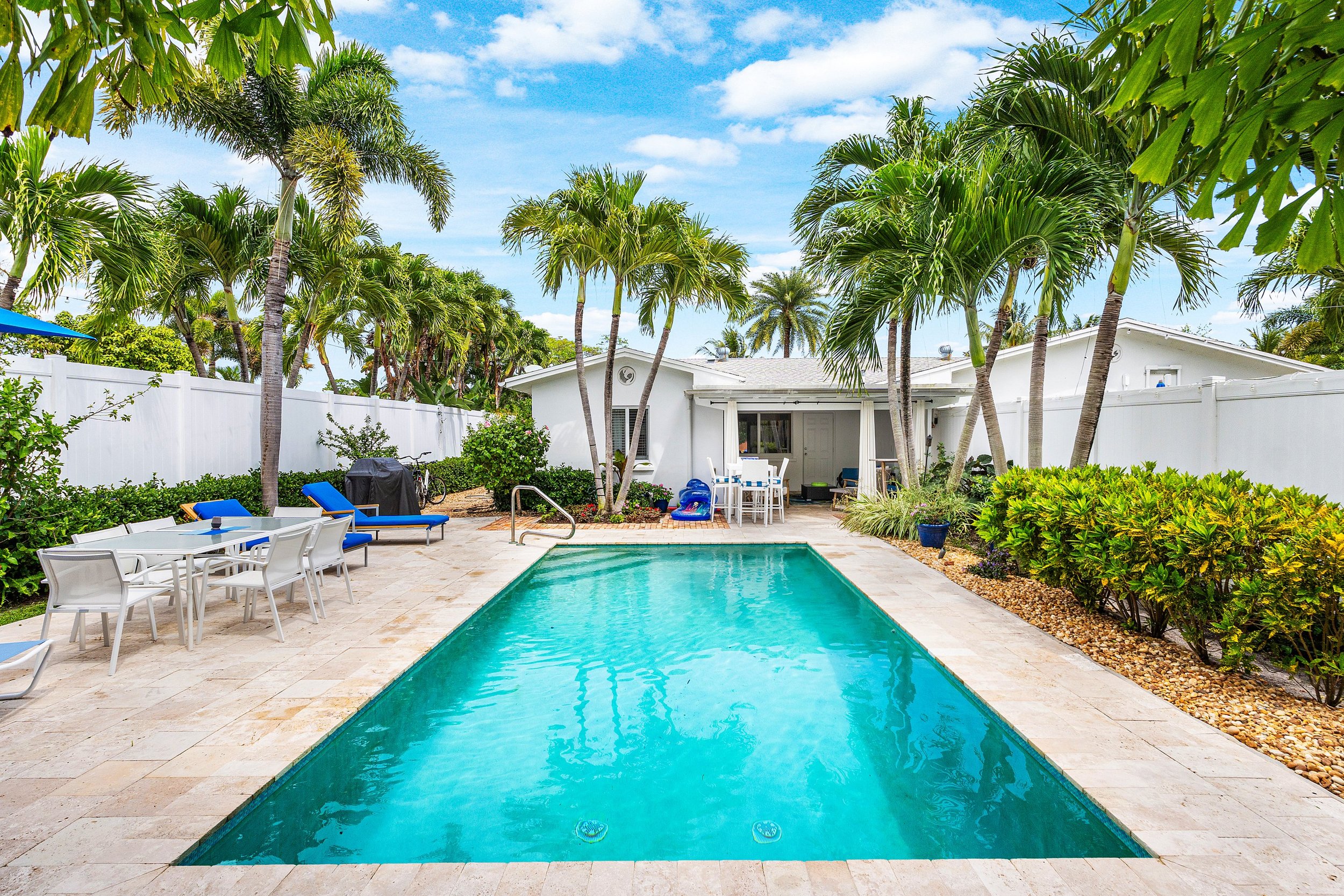 027-342Northeast7thAvenue-DelrayBeach-FL-33483-SMALL.jpg