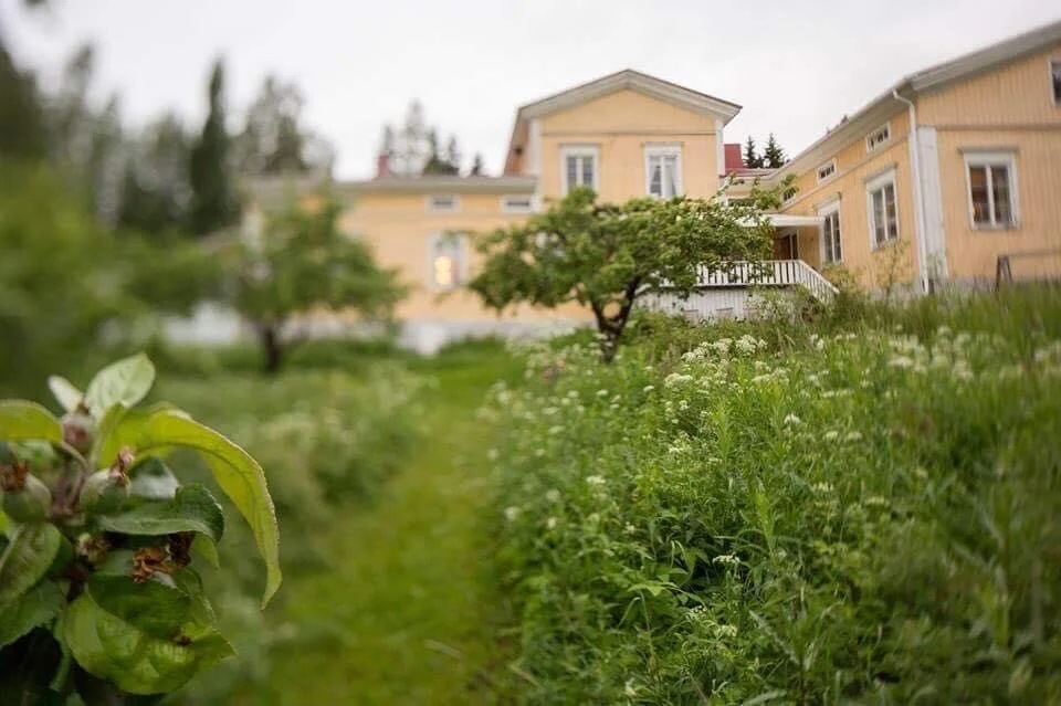 Keskikesän astangajoogaretriitti /Mysore Yoga Helsinki ja Caritashtanga