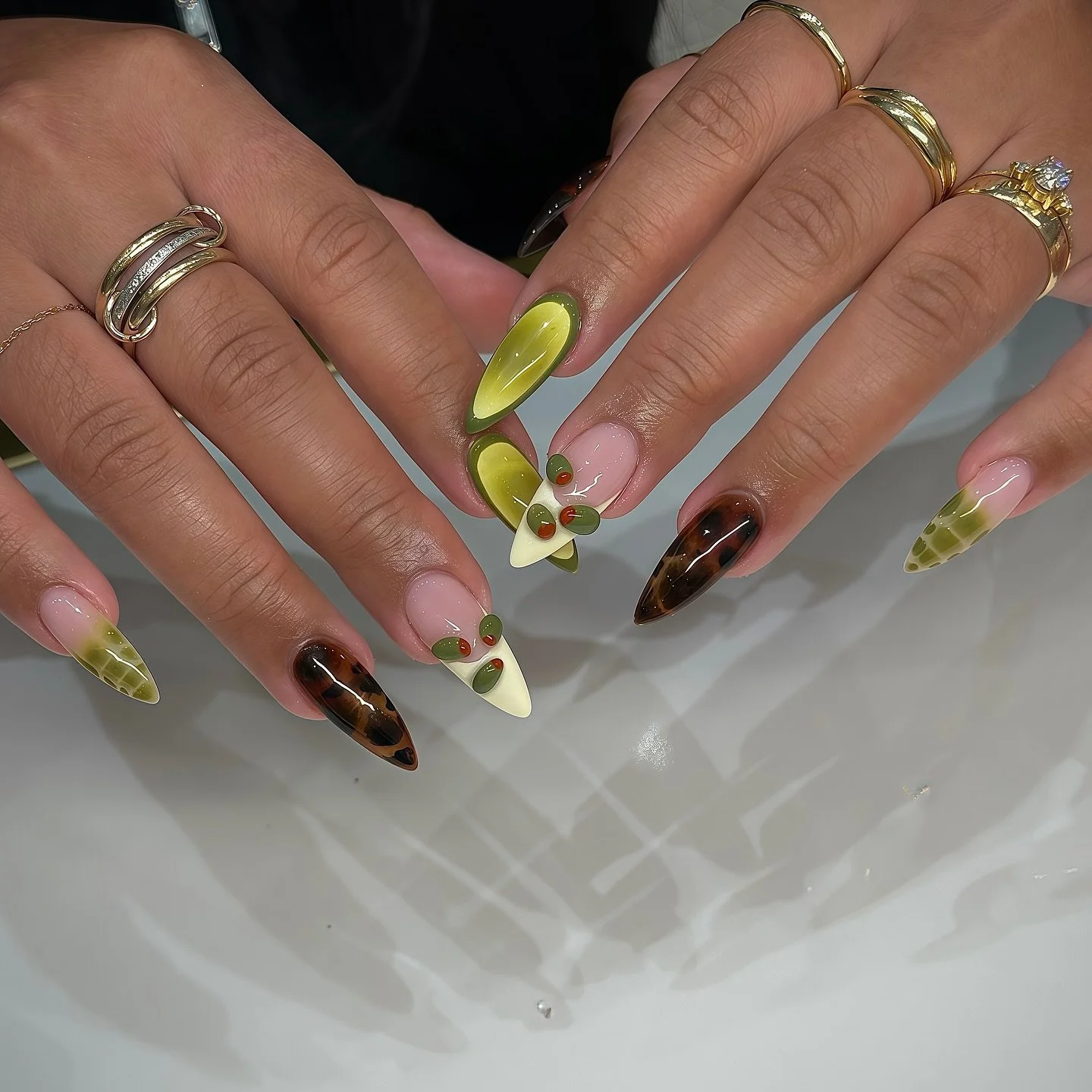 ✨Details Matter. Always. ✨

Walk-ins welcome!
📞 Text/call to book:
&mdash; 📍 Sunset: (323) 845-0962
&mdash; 📍 Selma: (323) 681-5553
💻 www.colorcoatla.com (www.colorcoatla.com)
🕒 Hours: Mon&ndash;Sat 10am&ndash;7:30pm | Sun 10am&ndash;5pm

💅 Set