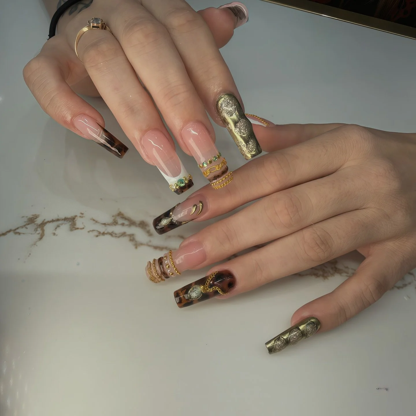 ✨Details Matter. Always. ✨

Walk-ins welcome!
📞 Text/call to book:
&mdash; 📍 Sunset: (323) 845-0962
&mdash; 📍 Selma: (323) 681-5553
💻 www.colorcoatla.com (www.colorcoatla.com)
🕒 Hours: Mon&ndash;Sat 10am&ndash;7:30pm | Sun 10am&ndash;5pm

💅 Set