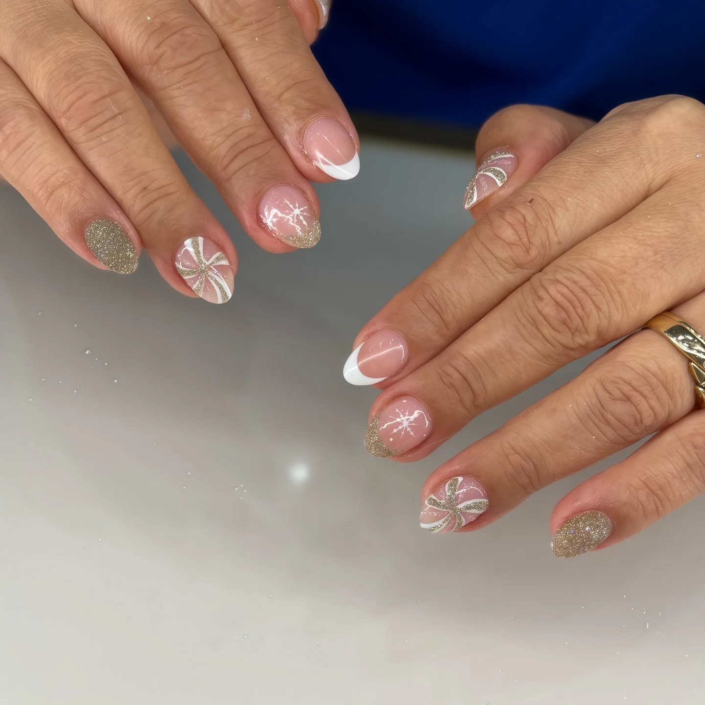 Walk-ins welcome!
📞 Text/call to book:
&mdash; 📍 Sunset: (323) 845-0962
&mdash; 📍 Selma: (323) 681-5553
💻 www.colorcoatla.com (www.colorcoatla.com)
🕒 Hours: Mon&ndash;Sat 10am&ndash;7:30pm | Sun 10am&ndash;5pm

#colorcoatLA #HollywoodNails #gelx