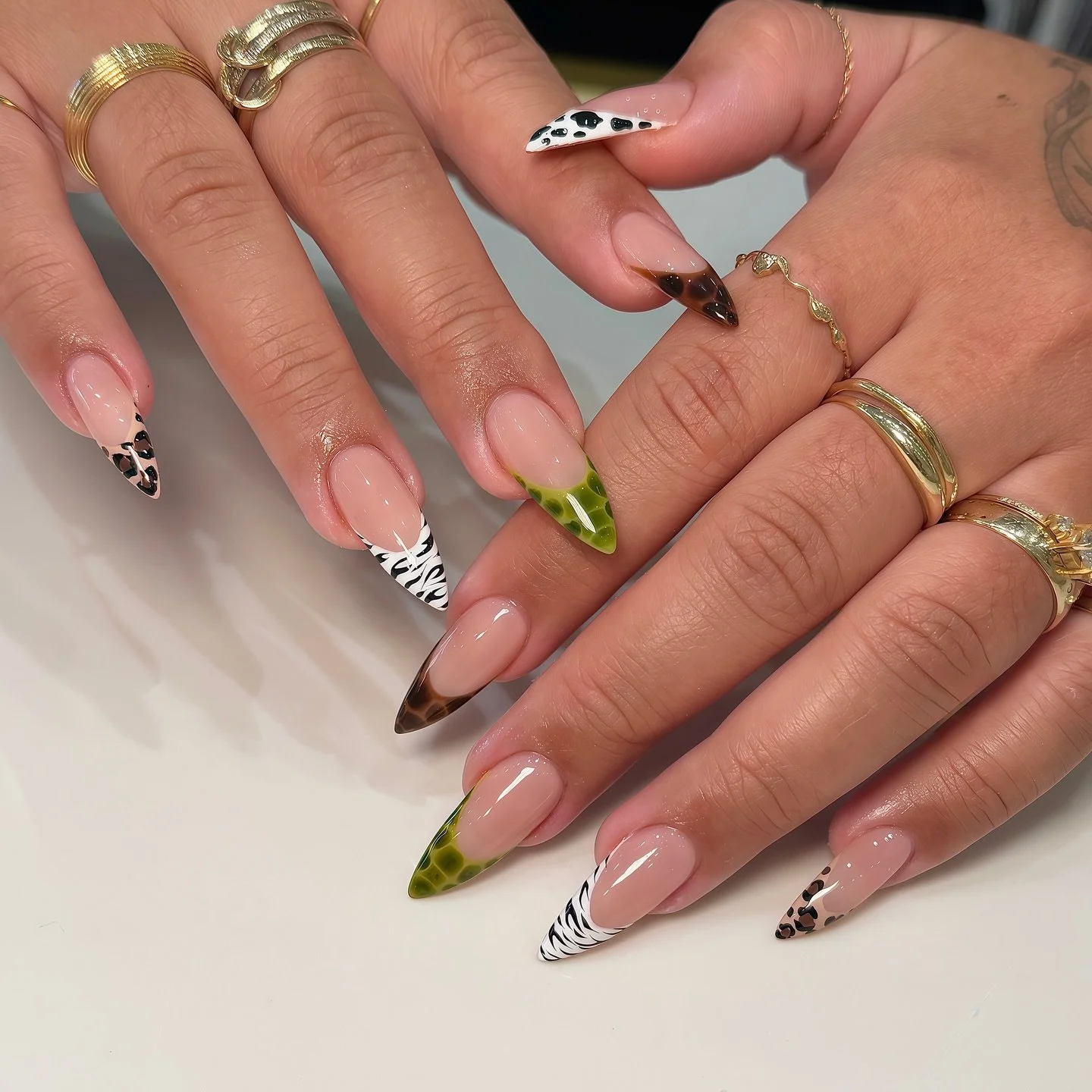 💅 Color. Coat. Confidence. ✨

Walk-ins welcome!
📞 Text/call to book:
&mdash; 📍 Sunset: (323) 845-0962
&mdash; 📍 Selma: (323) 681-5553
💻 www.colorcoatla.com (www.colorcoatla.com)
🕒 Hours: Mon&ndash;Sat 10am&ndash;7:30pm | Sun 10am&ndash;5pm

💅 