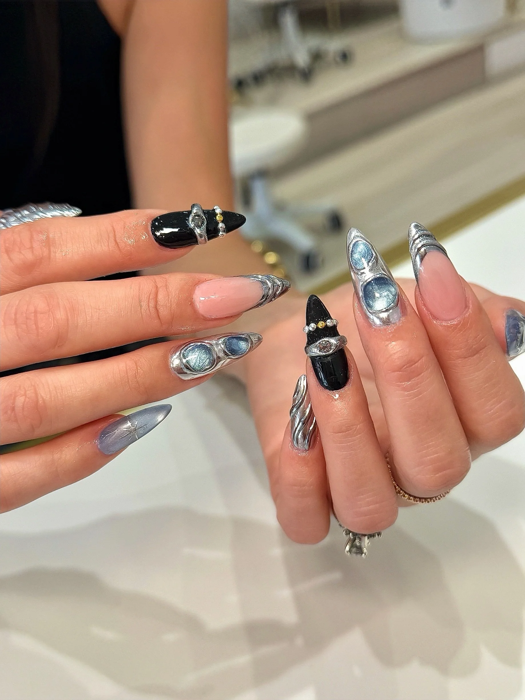✨ detail driven 👌🏻

Walk-ins welcome!
📞 Text/call to book:
&mdash; 📍 Sunset: (323) 845-0962
&mdash; 📍 Selma: (323) 681-5553
💻 www.colorcoatla.com (www.colorcoatla.com)
🕒 Hours: Mon&ndash;Sat 10am&ndash;7:30pm | Sun 10am&ndash;5pm

💅 Set by ou