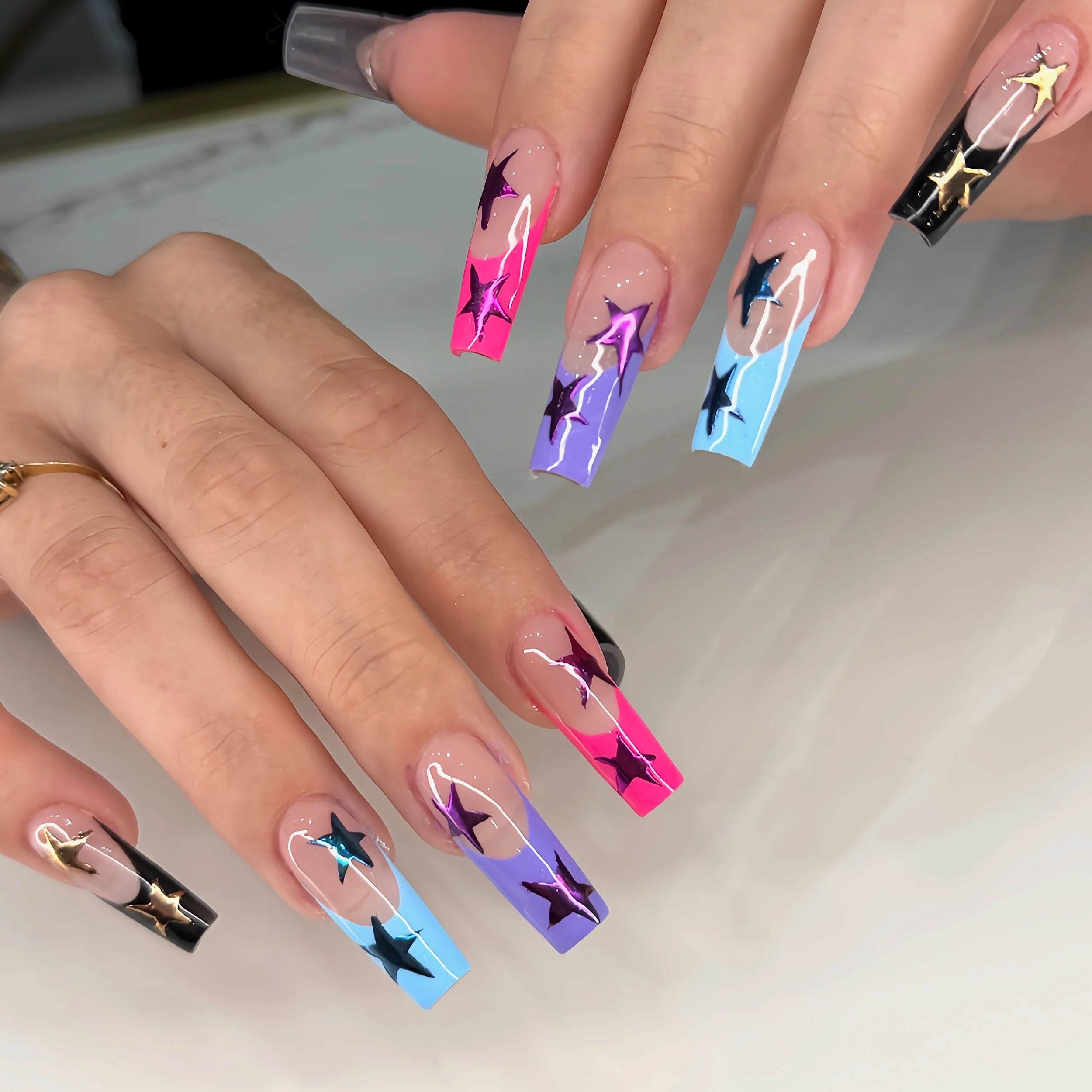 ✨ detail driven 👌🏻

Walk-ins welcome!
📞 Text/call to book:
&mdash; 📍 Sunset: (323) 845-0962
&mdash; 📍 Selma: (323) 681-5553
💻 www.colorcoatla.com (www.colorcoatla.com)
🕒 Hours: Mon&ndash;Sat 10am&ndash;7:30pm | Sun 10am&ndash;5pm

💅 Set by ou