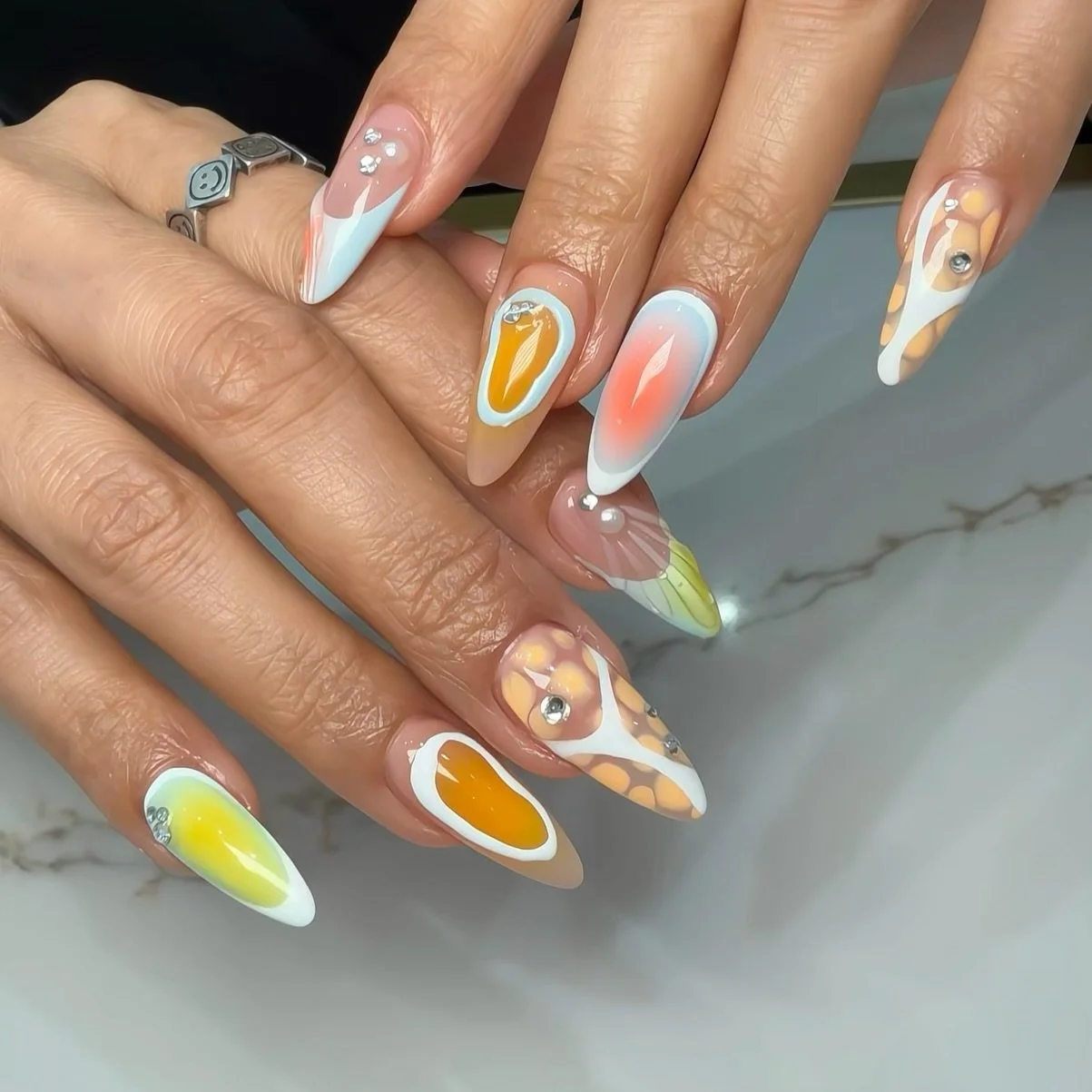 💅 Color. Coat. Confidence. ✨

precision always
✨ detail driven 👌🏻

💅Small details, big moment ✨

Simple, but never boring 💅 

Walk-ins welcome!
📞 Text/call to book:
&mdash; 📍 Sunset: (323) 845-0962
&mdash; 📍 Selma: (323) 681-5553
💻 www.color