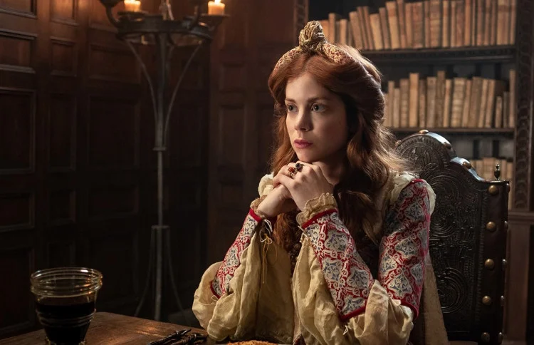©2018 Starz Entertainment LLC. Catherine Thinking