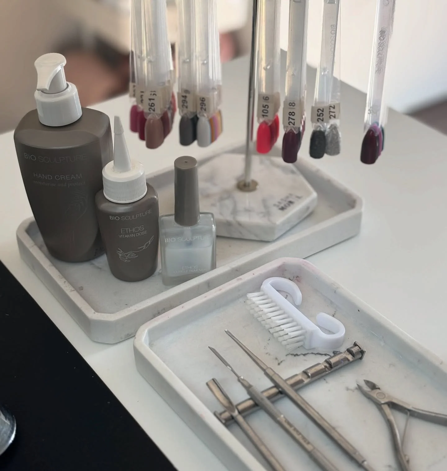 I use Bio Sculpture products for my manicures, I love how I can bespoke what products I use to each of my clients. 
#biosculpturenails #clanails #biosculptureethos #clevedonnails #lovenails #nailcare