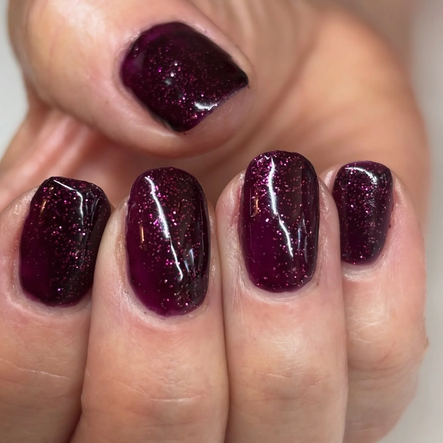 Colour - PARTY POPPER
Have you got a party in the diary that you are looking forward too? Have you sorted out your outfit or in the process of loooking for that little something to make you feel fabulous!

I can help you feel that little bit more spe