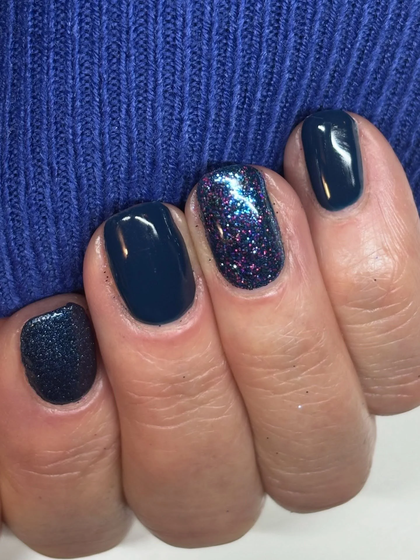 Party season is upon us, don&rsquo;t forget to organise your nail appointment as well as that special outfit. 
#clanails #biosculpturenails #clevedon