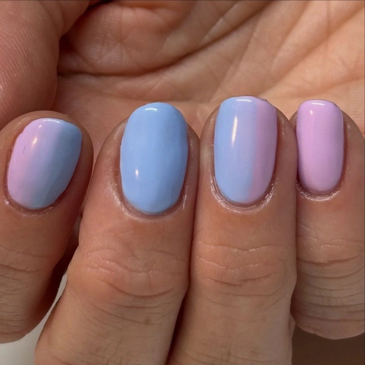I love how life feels so much better when the sun is shining. 
I also love that fresh set of nails feeling too. 💜🩵
#biosculpturenails #clanails #healthynails #clevedonnails #clevedonnailsalon