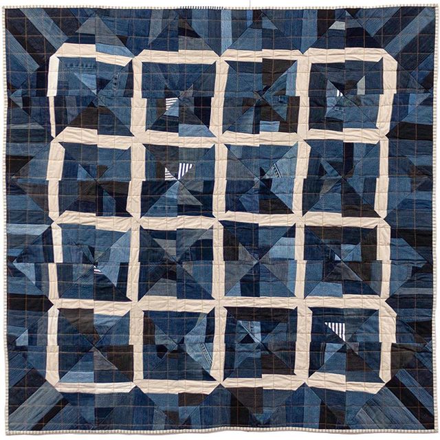 Denim Broken Grid⠀
Old blue jeans, canvas scraps & cotton⠀
51.75 x 50.75⠀
⠀
#denimquilts #improvquilting #upcycledfabricquilt #inspiredbyvintagequilts #brokengridquilt