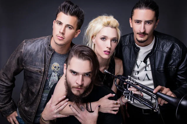 Jenny and the Mexicats - Star Theater