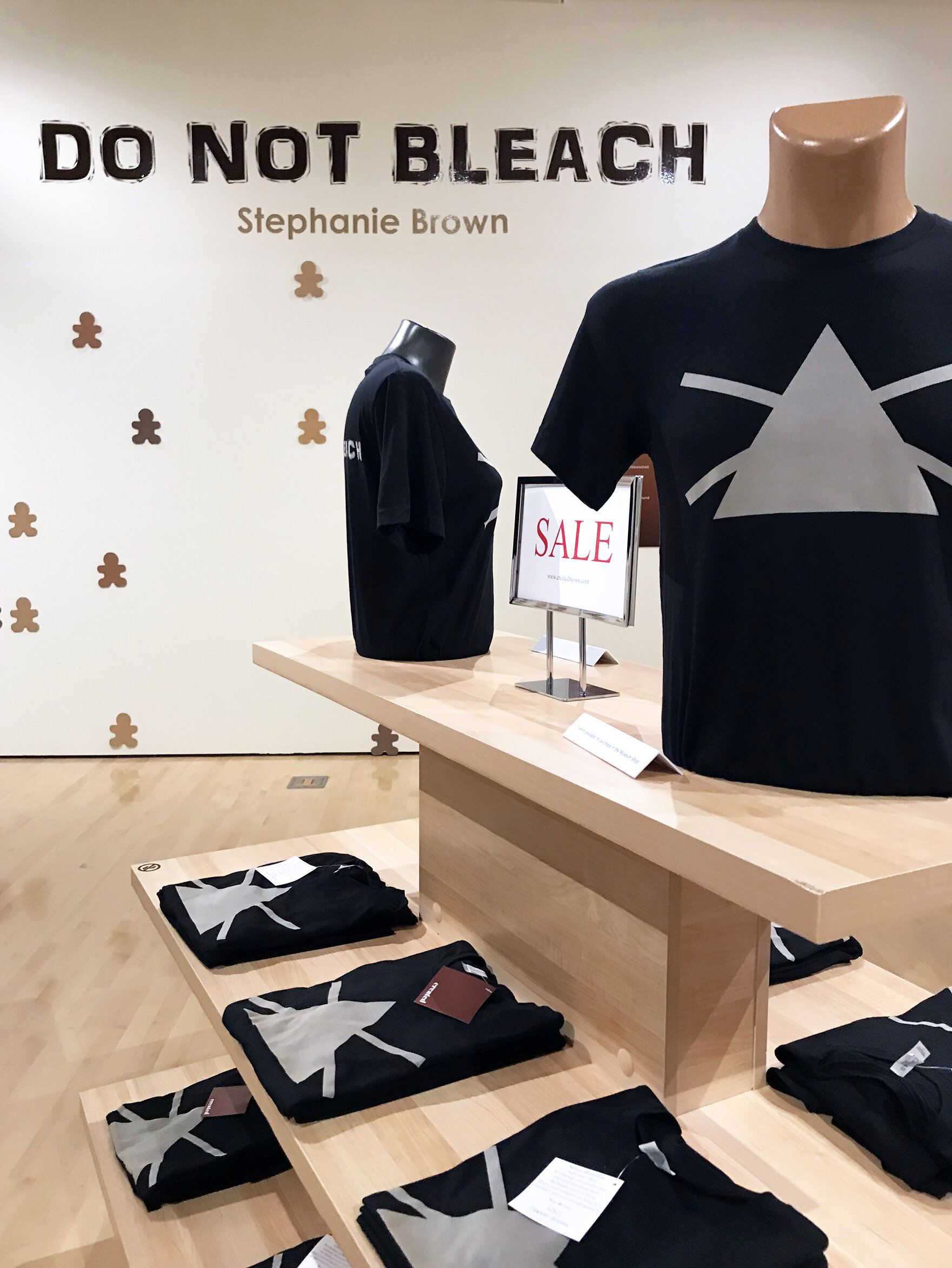 Do Not Bleach Shirt Display