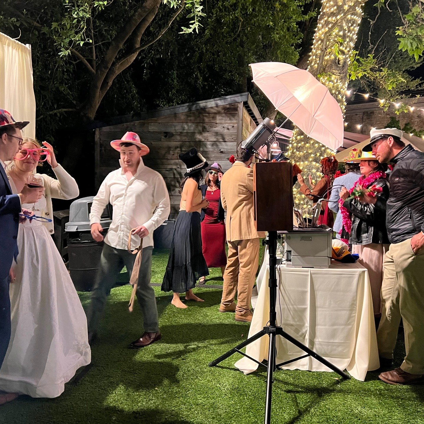 Looking to turn up the fun at your summer party, wedding, or corporate event? PhotoWorks Interactive rents the SF Bay Area&rsquo;s best photobooths, packed with awesome props, top-tier service, and that unforgettable retro vibe you love.

We&rsquo;re