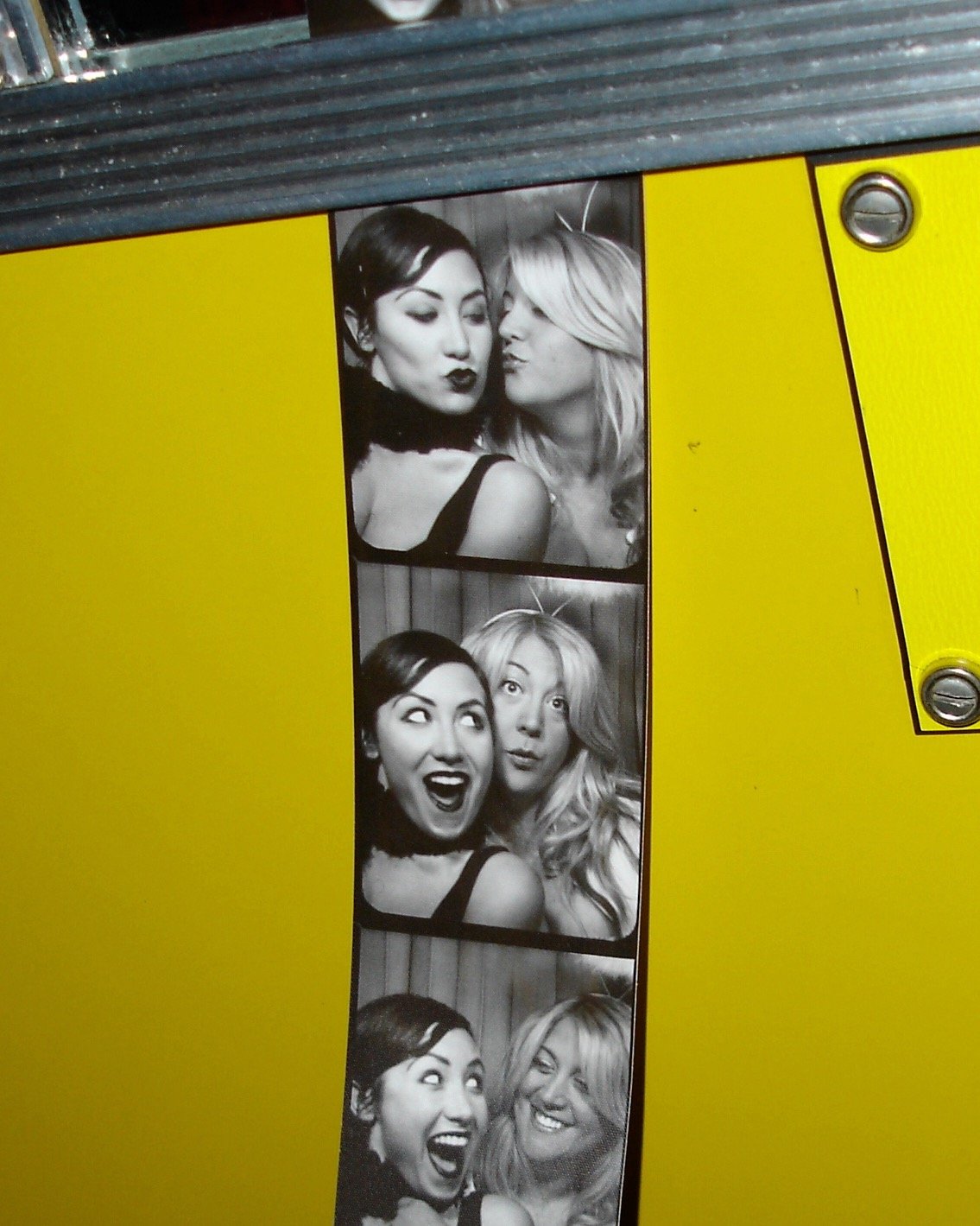 📸 Since 1999, Still Focused on the Classics

PhotoWorks Interactive began humbly in 1999 with just 20 chemical photobooths and an unshakable passion for the timeless look of classic strip photos. Those early booths sparked a journey that would take 
