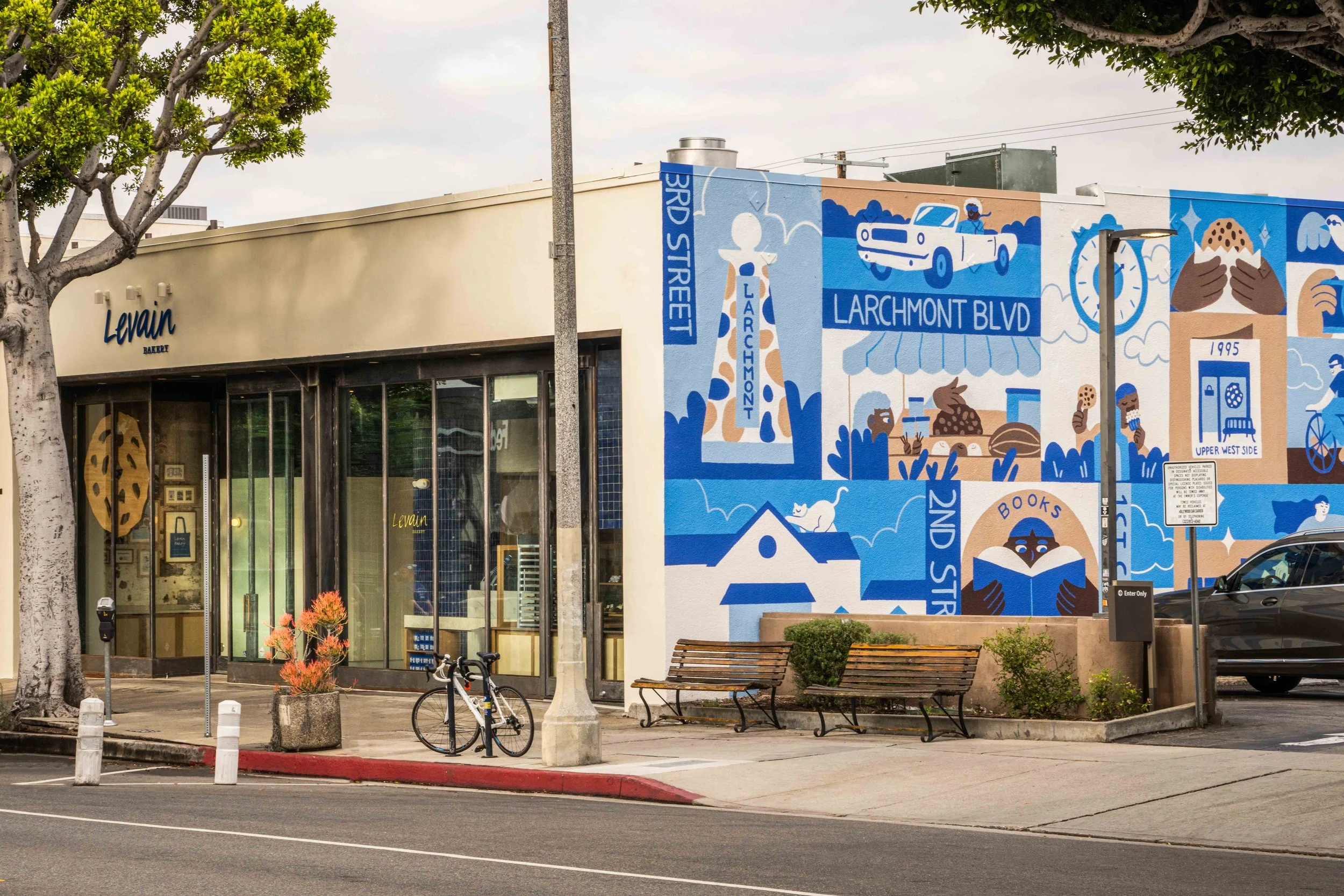 Levain Bakery Larchmont .JPG