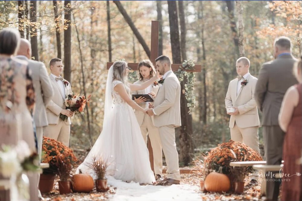 Lindsey and ben ceremony.jpg