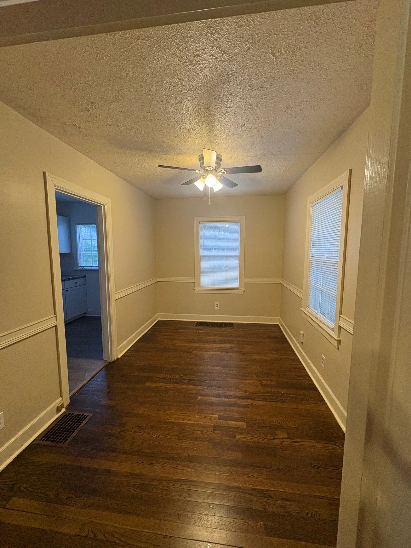 Dining Room.jpg