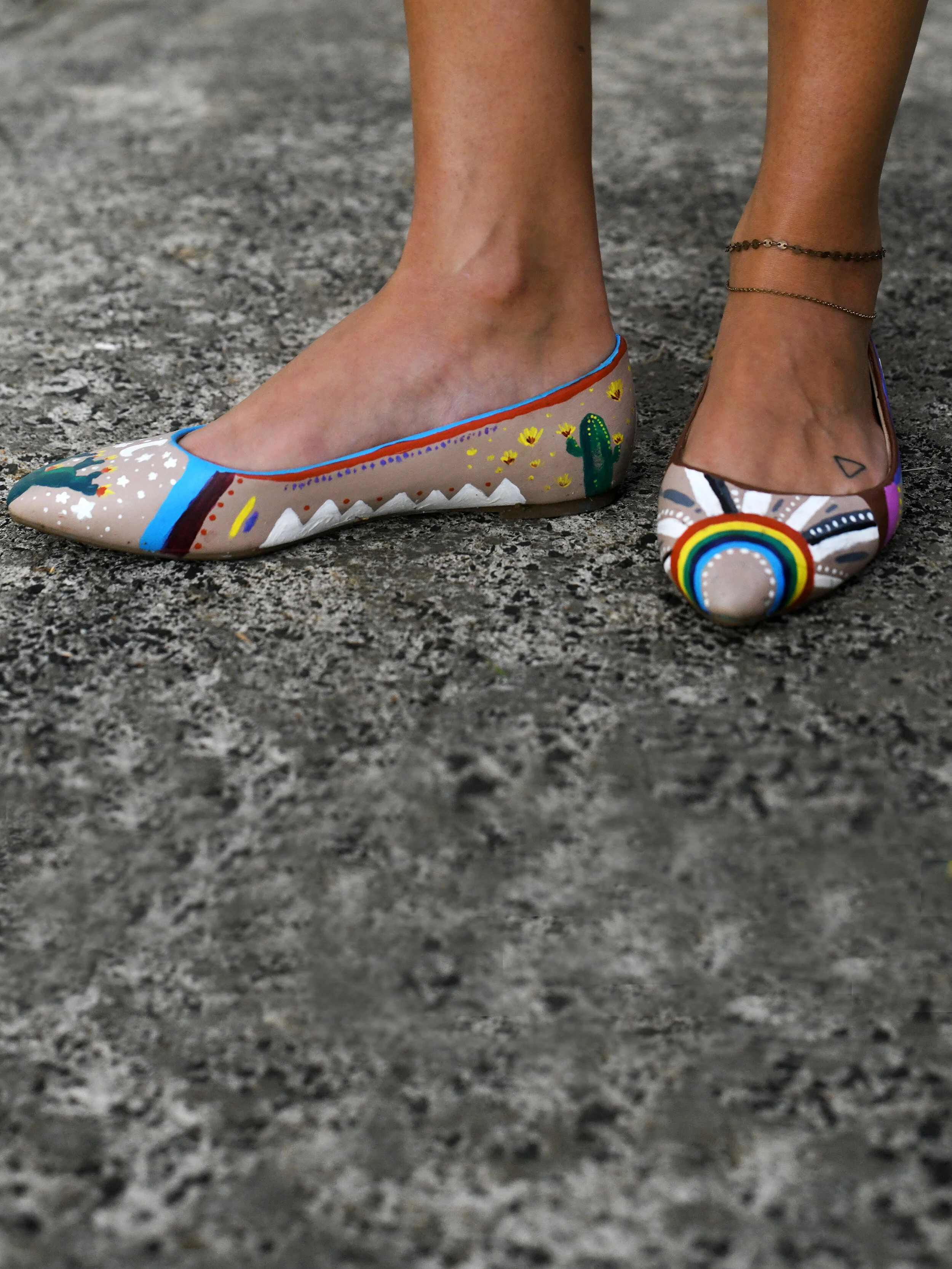 C27600AF-1463-4E3C-ABDE-B8136811B383