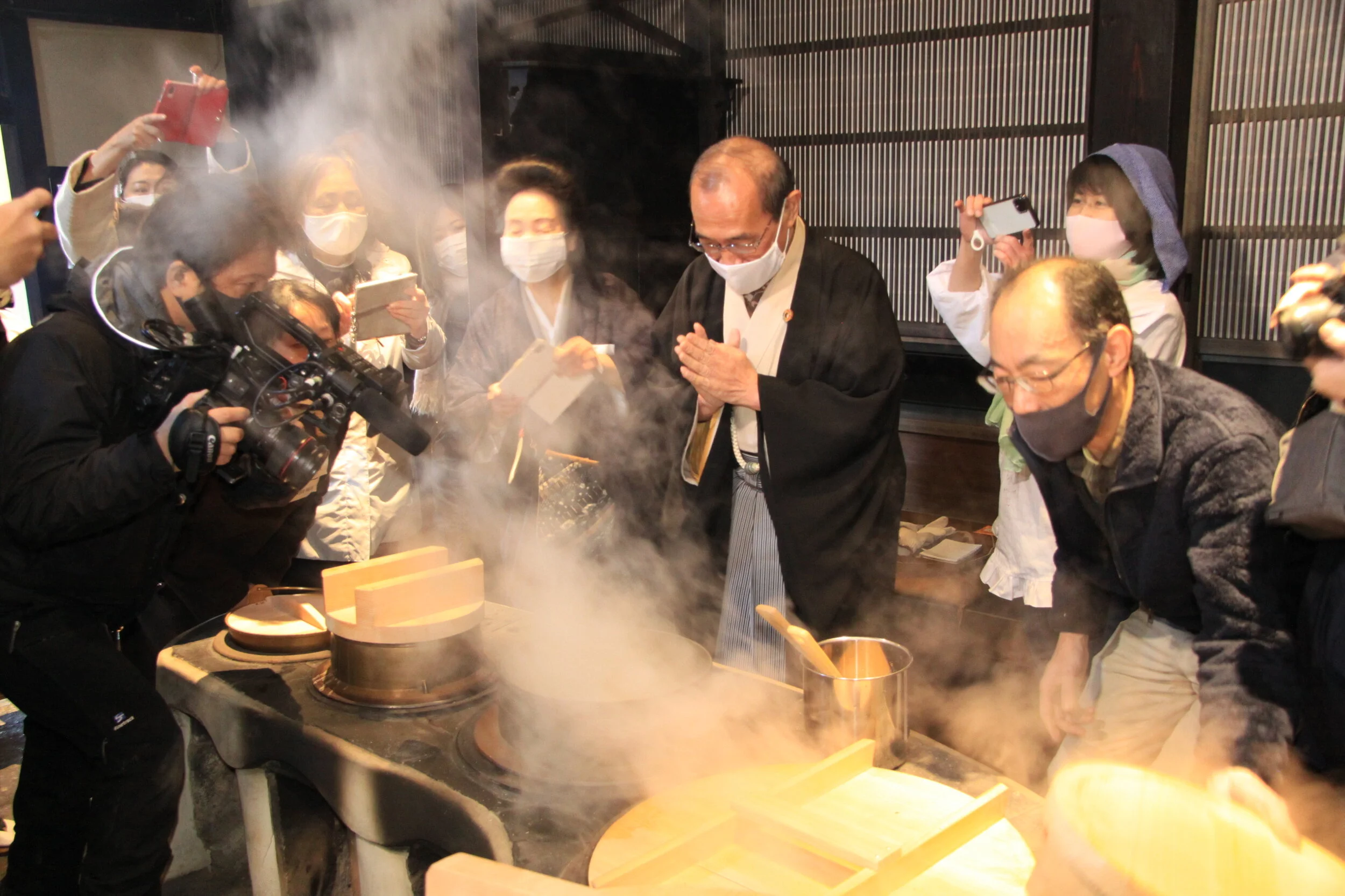 第三回おくどさんサミットの様子を「かまど研究会 竈ai」さんに動画でご紹介いただきました。