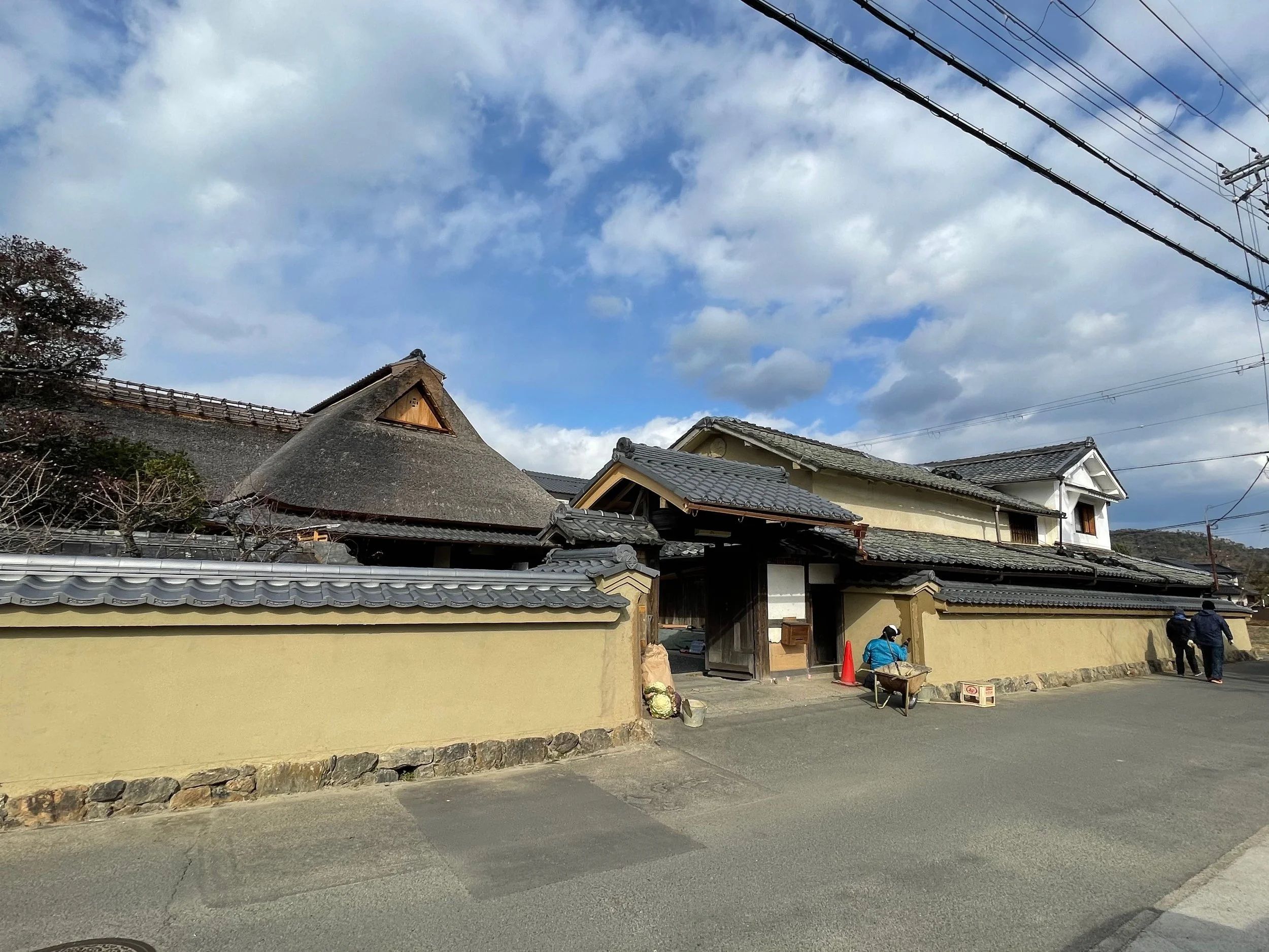 山崎家の土塀修復工事 今日は節分です