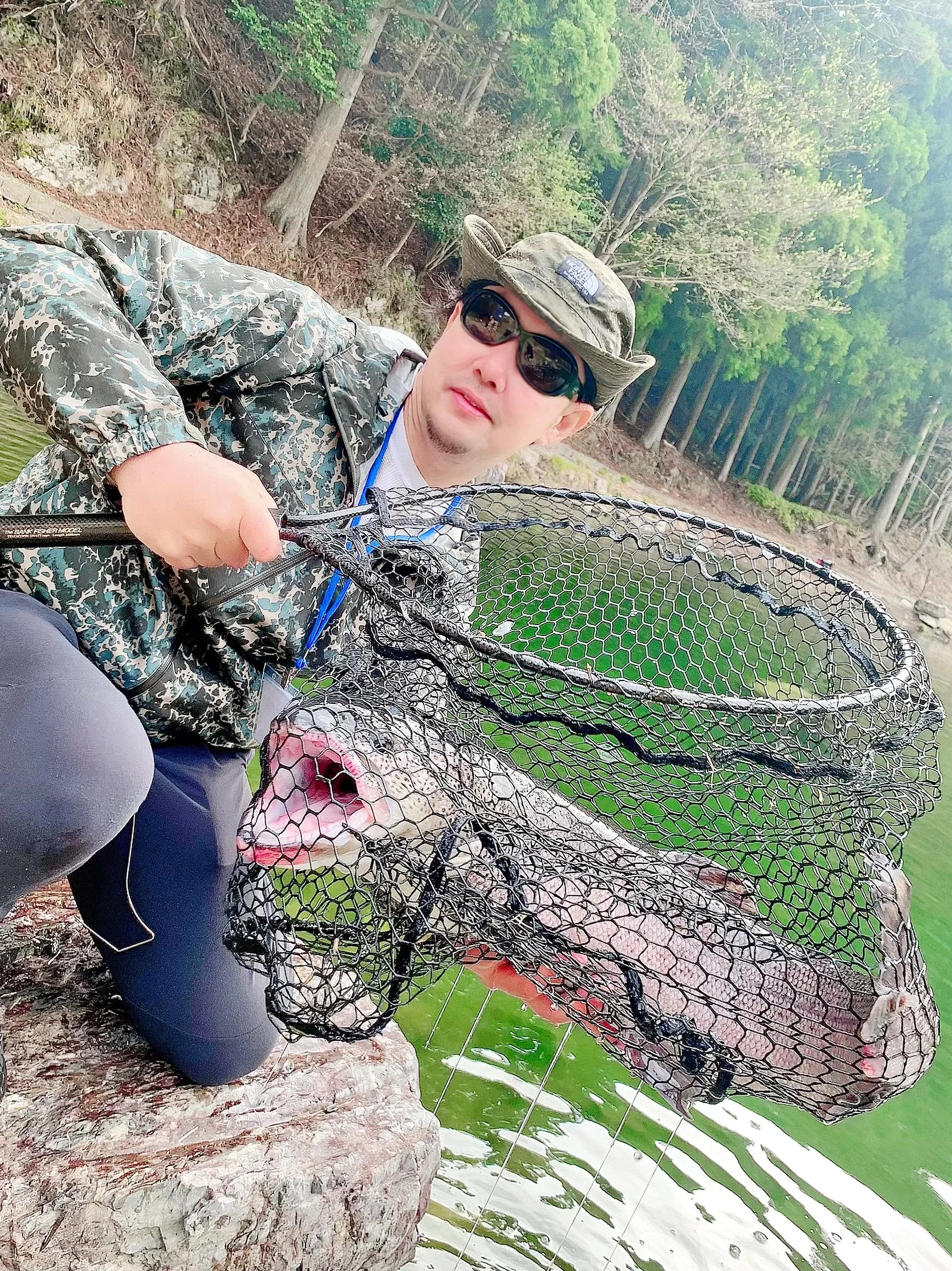 イトウ・ドナルドソン・ロック・サクラマス・ヤマメ・イワナの追加放流を行いました