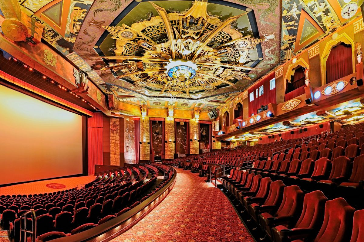 tlc_chinesetheatre.jpg