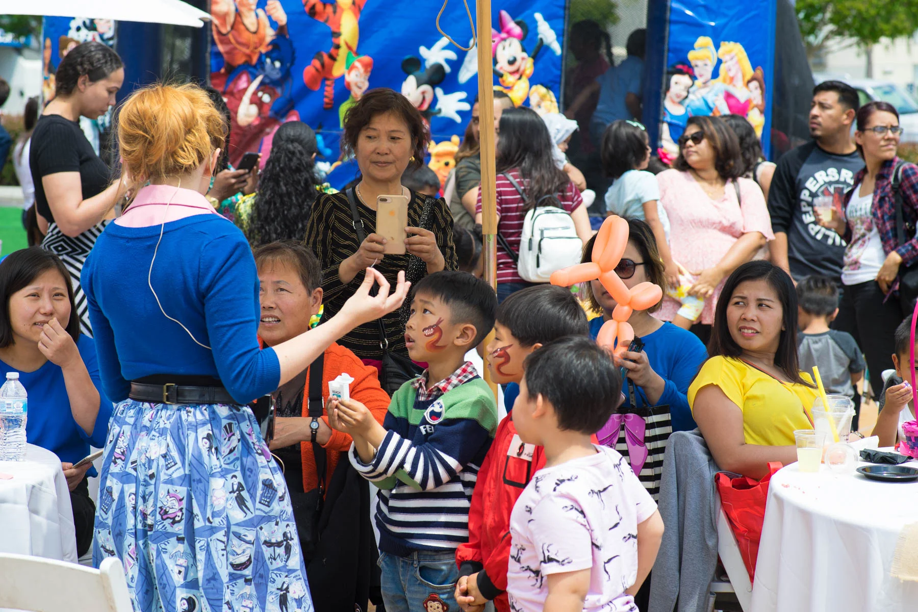 Seattle Magician: Planning an Outdoor or Summer Event