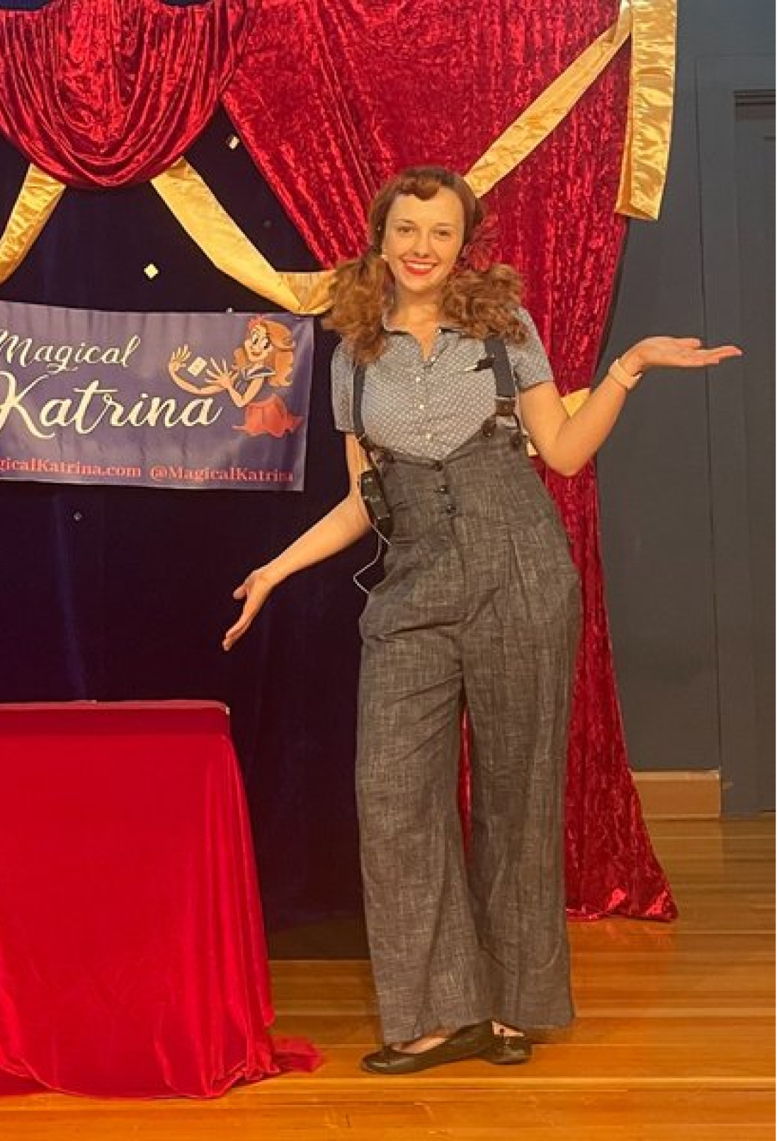 Honolulu Magician: Experience the Magic of Magical Katrina in Hawaii