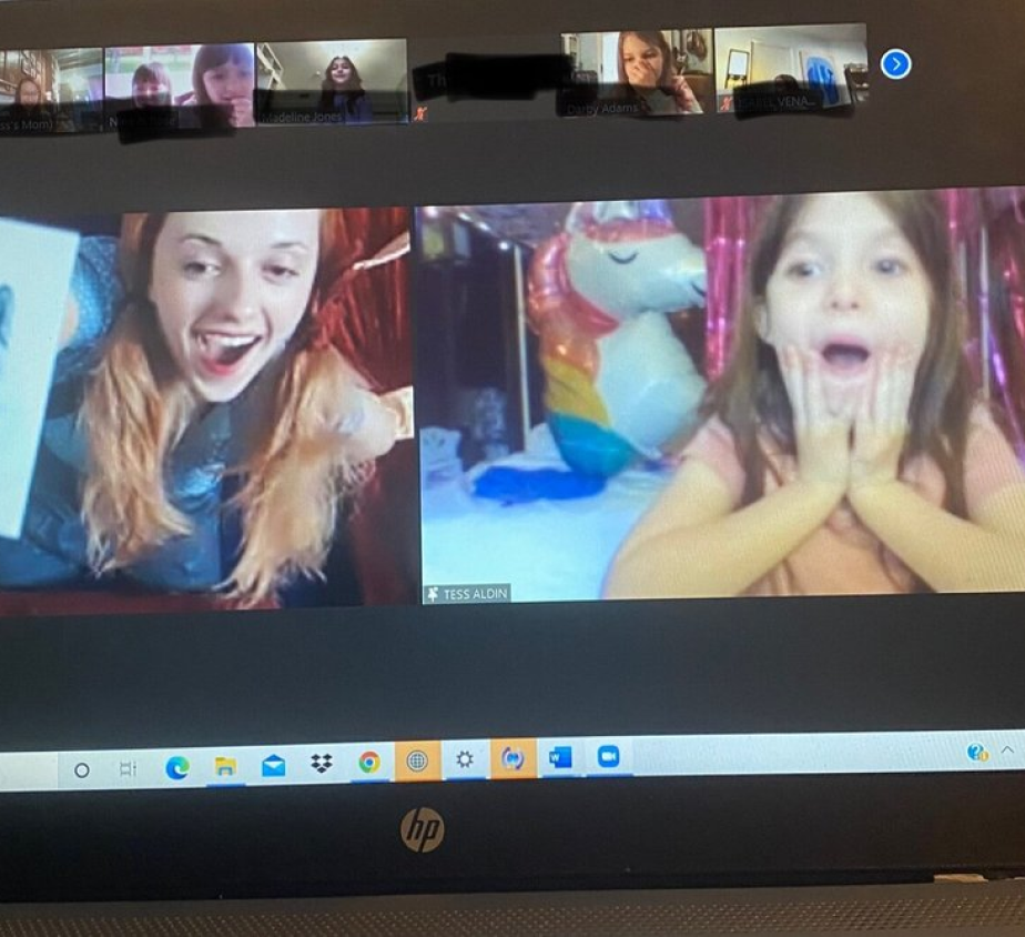 Transform Your Virtual Event with a Zoom Magician Show