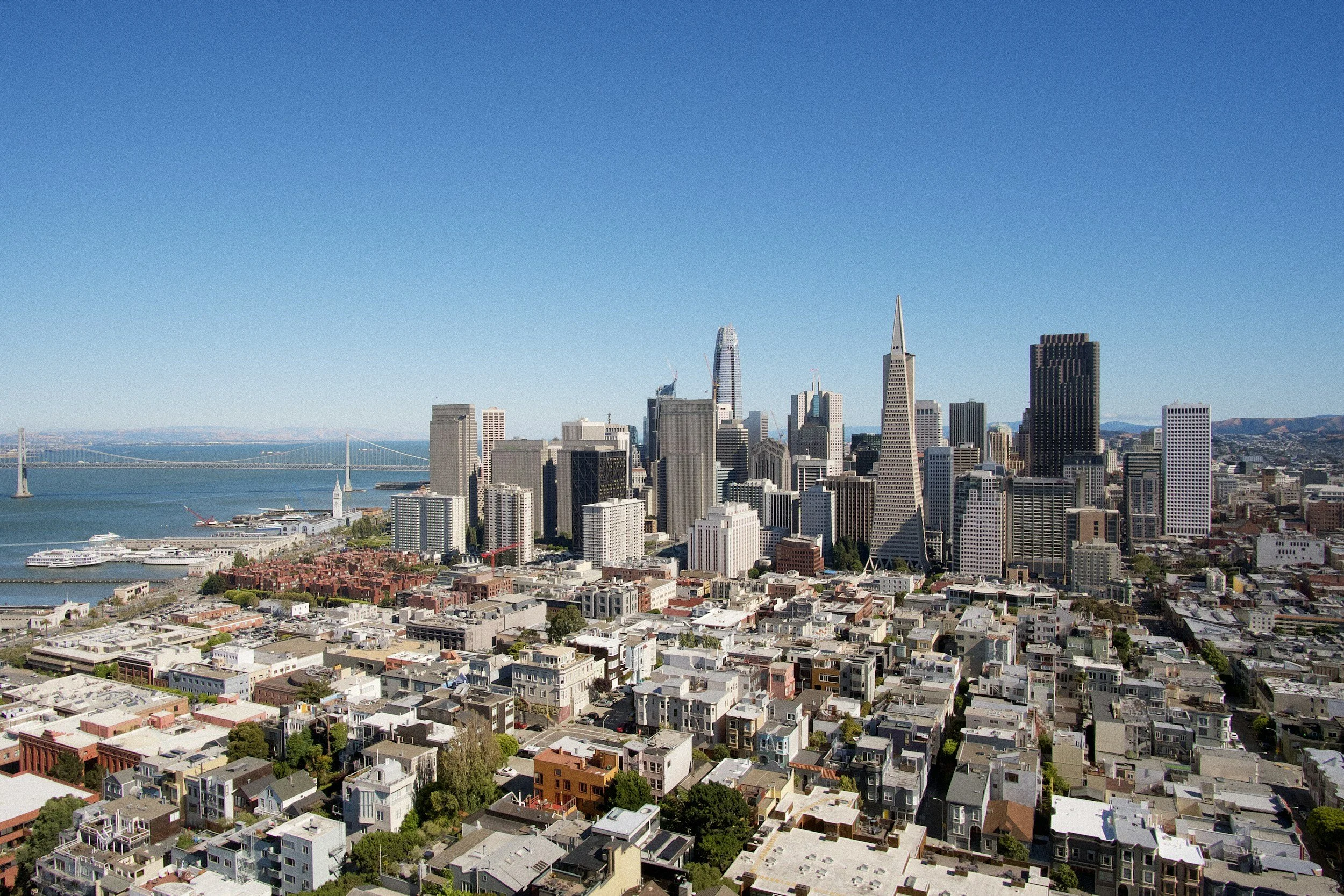 San Francisco Magician: Elevate Your Event with Magical Katrina’s Interactive Magic