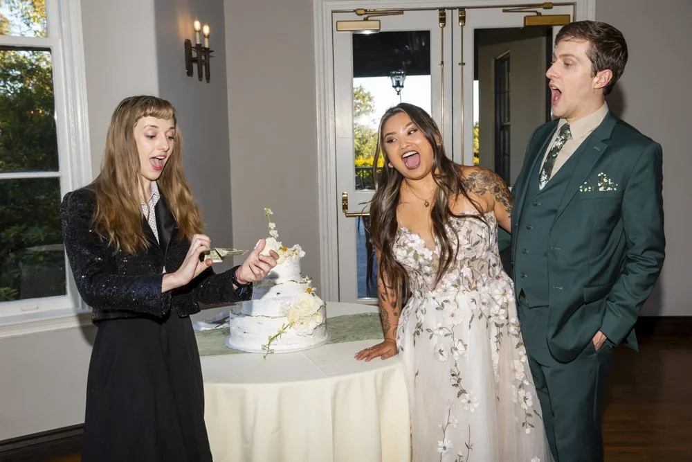 Women Magicians for Weddings: A Fresh, Elegant Choice