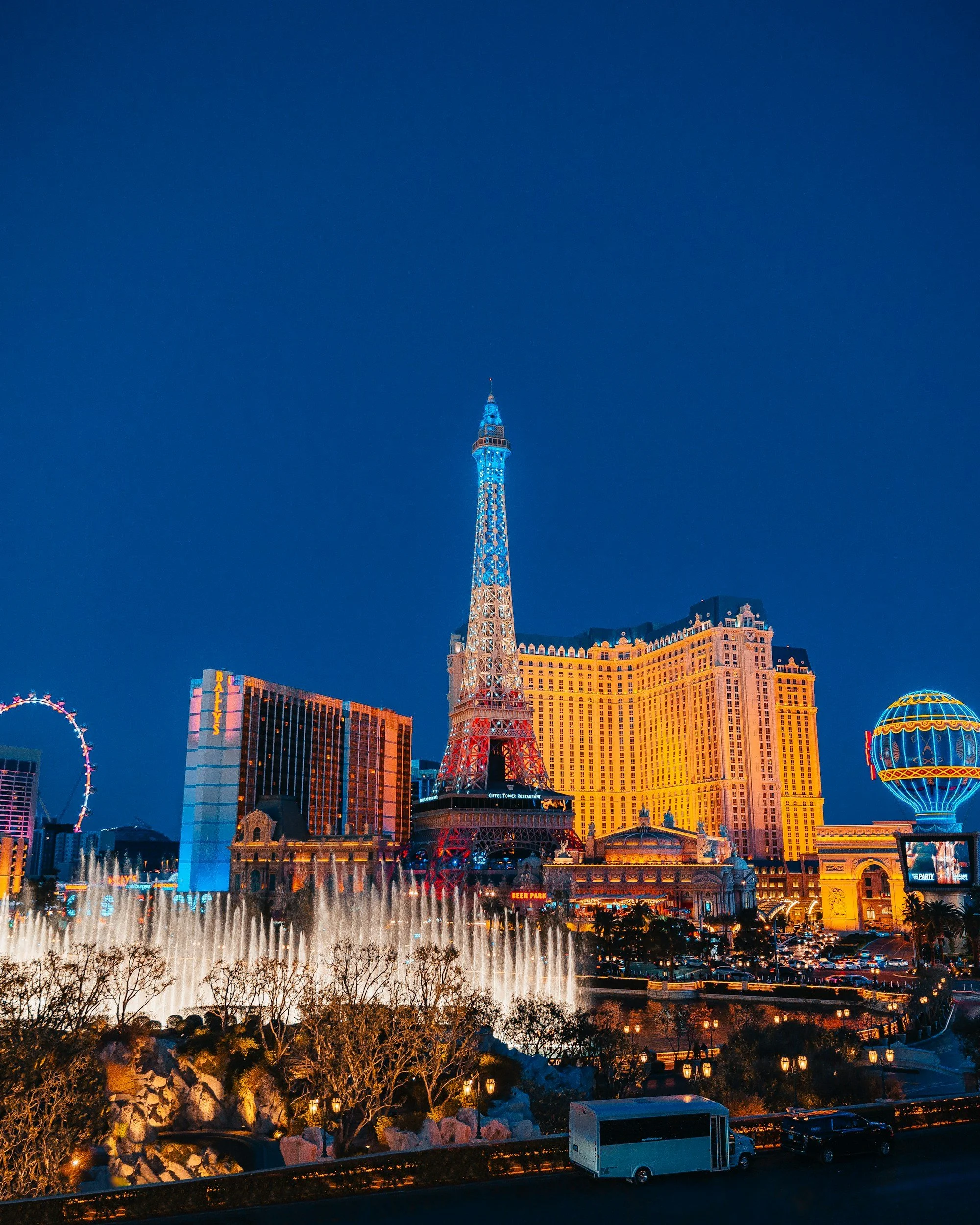 A Magic Show for Your Las Vegas Event: Personalized Wonder, Not Just the Strip