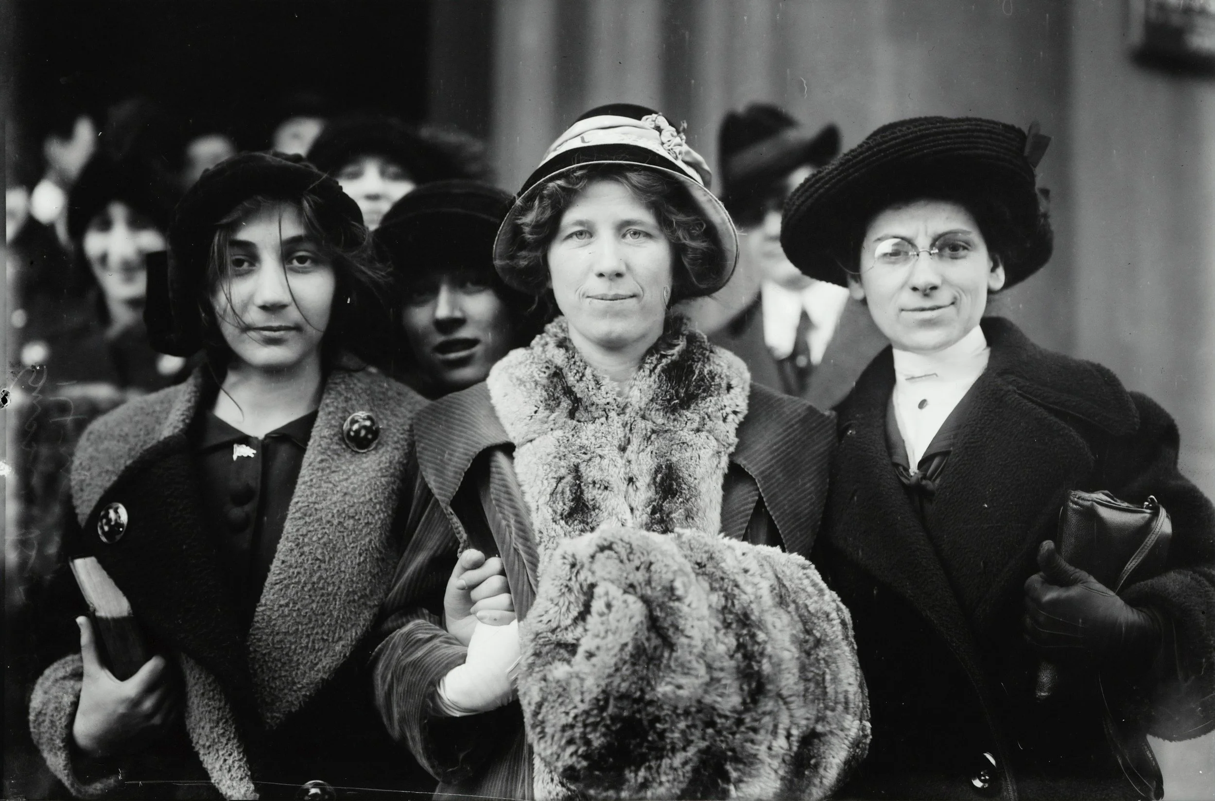 A Magic Show for Women's History Month: On-Theme Entertainment That Inspires