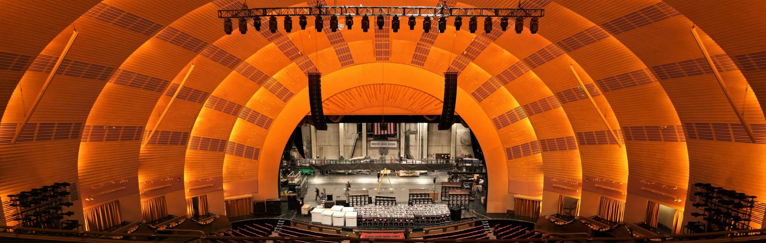 Magicians New York for Visiting Groups and Celebrations