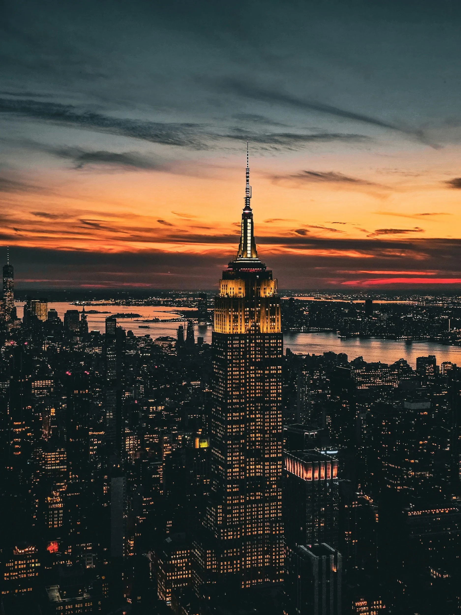 Strolling Magician New York for Conferences and Summits