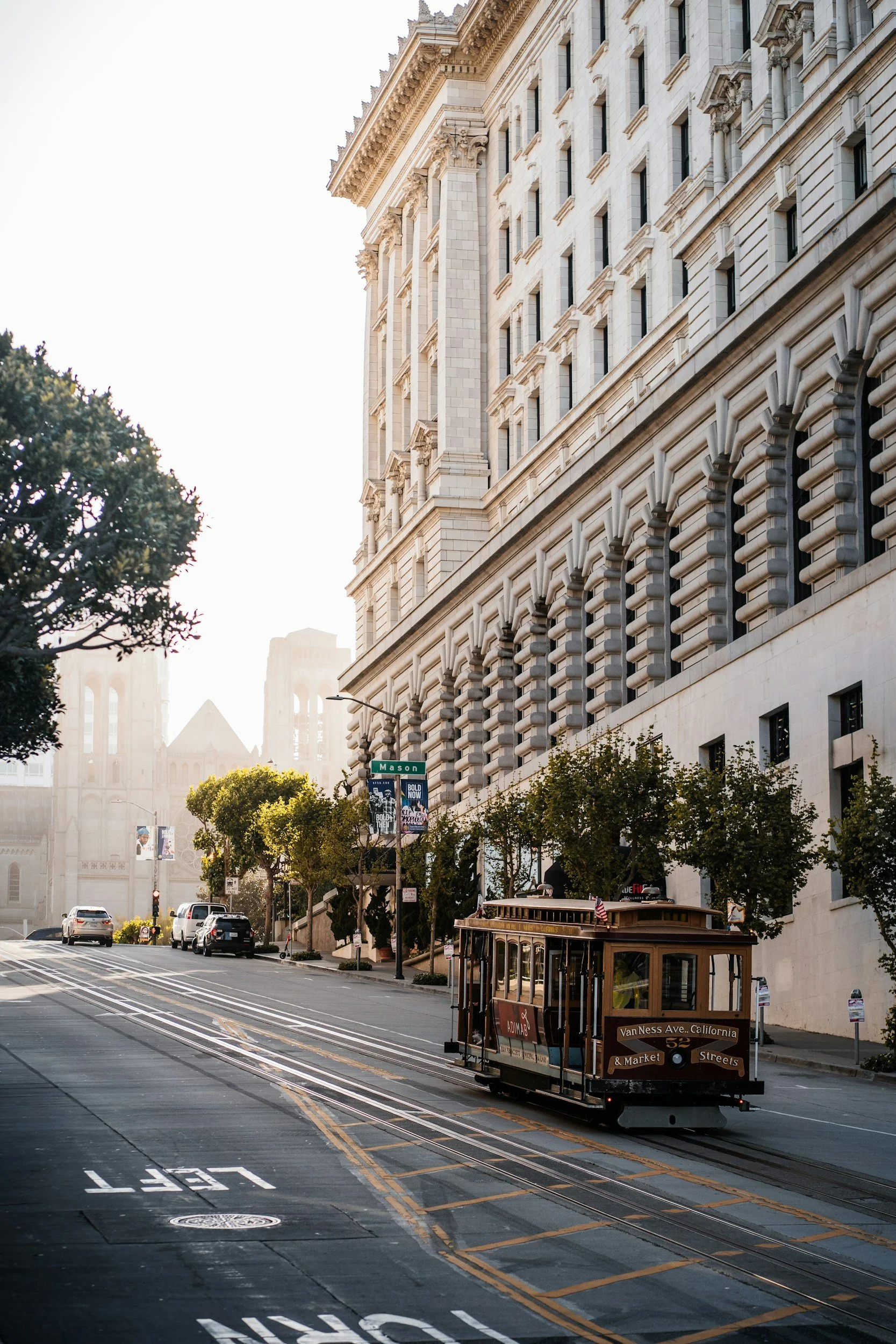 San Francisco Magician for January Healthcare and Biotech Week