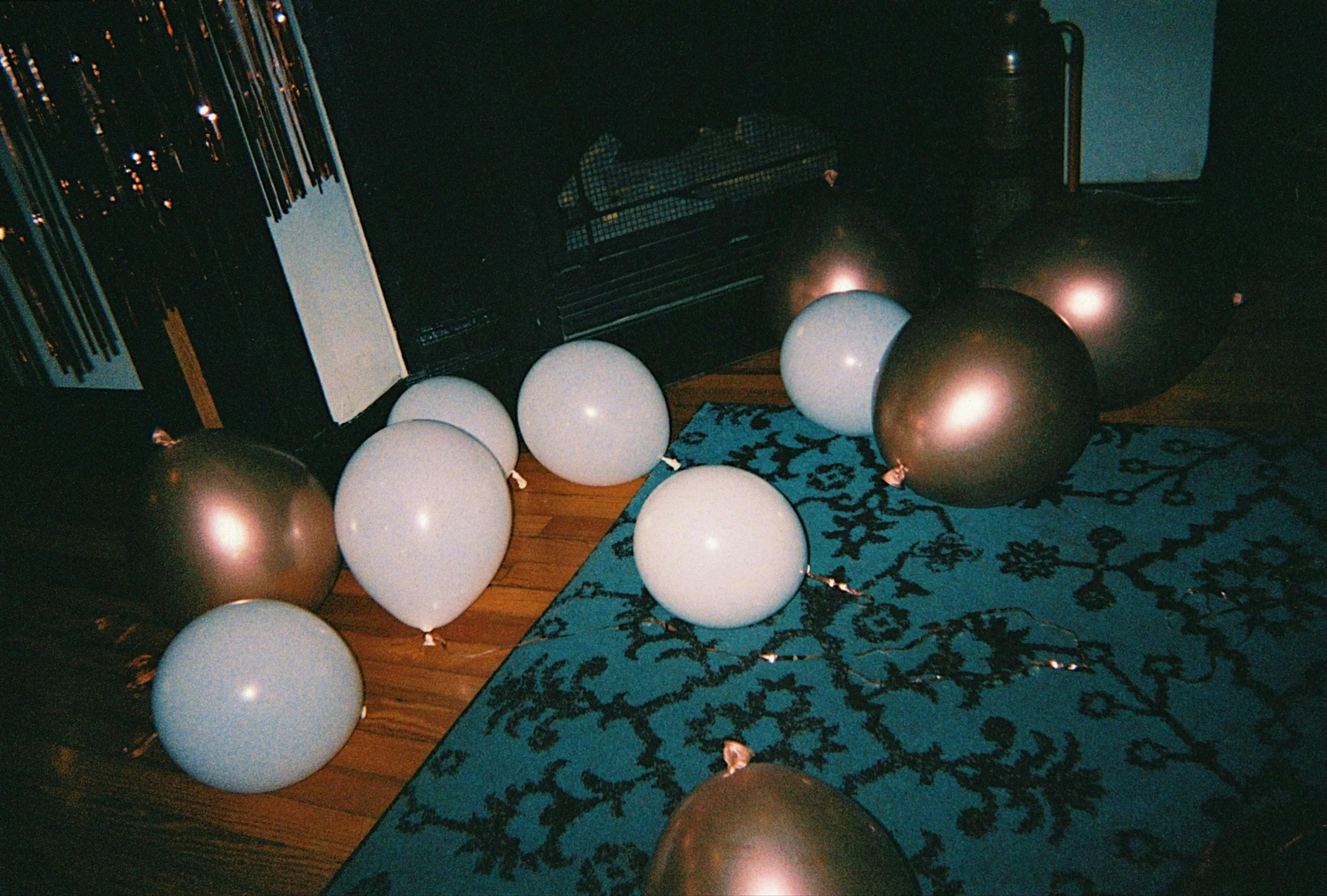 Birthday Party Magicians Near Me: Planning a December Birthday