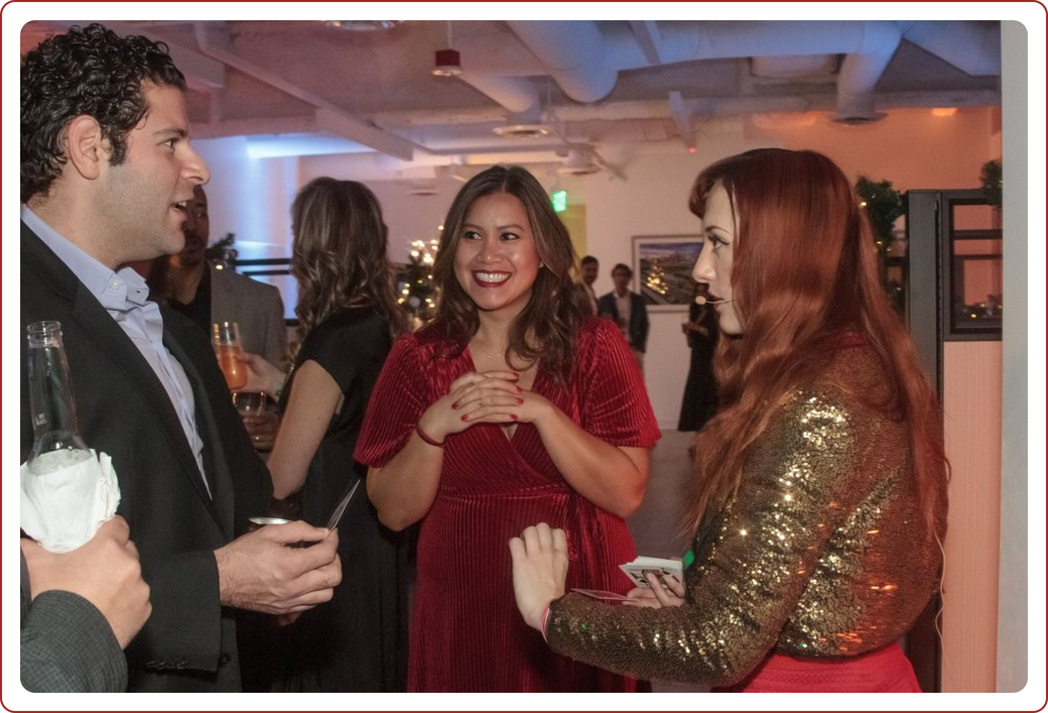 Transform Your Event with a Top Holiday Party Magician