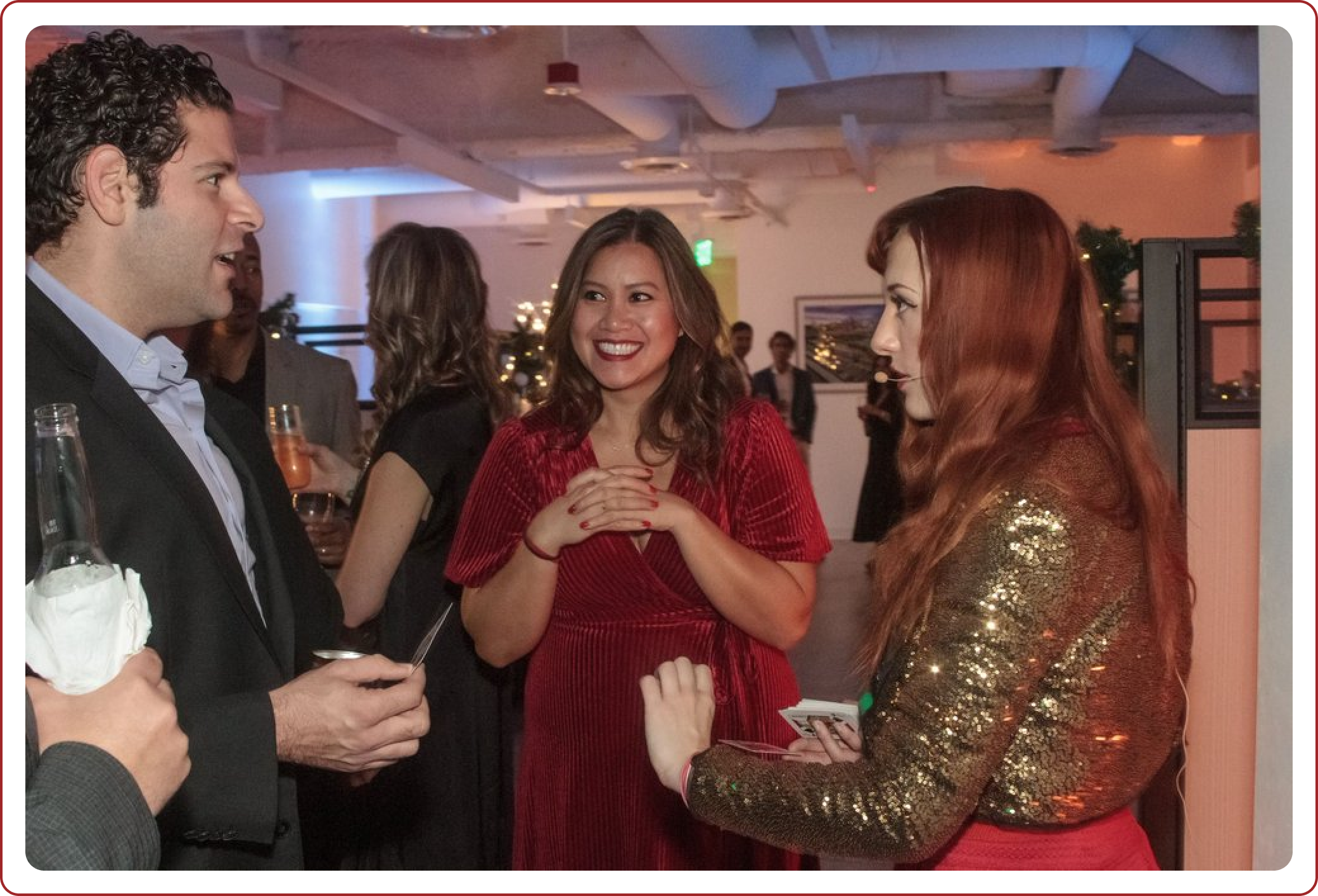 Woman Magician – Creating Powerful and Memorable Magic Experiences