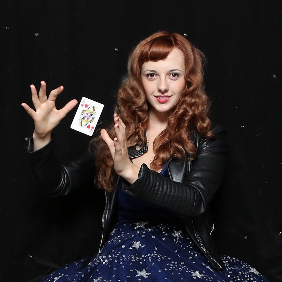 Bachelorette Party Magic Shows – Make Your Celebration Fun, Interactive, and Unforgettable