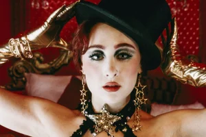 Female magician Magical Katrina in Los Angeles collaborates with