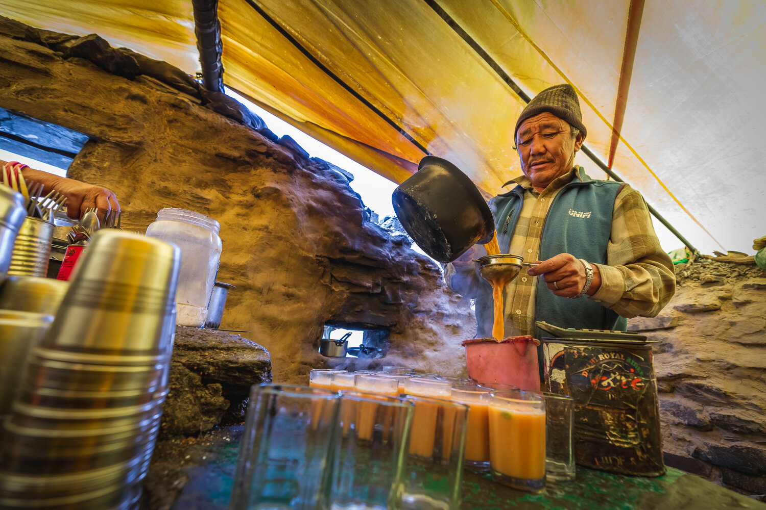 famous chacha chachi dhaba in spiti valley 2 by prathamesh dixit.jpg