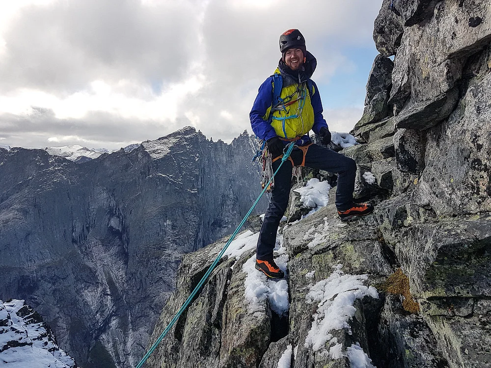 Romsdalshorn med Nortind.jpg