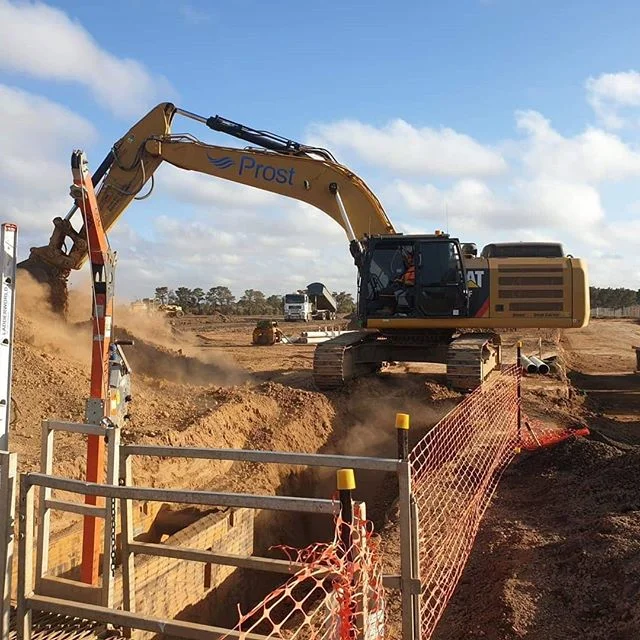 What a day to dig!  #sewer #prostvic #ashfordpark @patrickprostamo