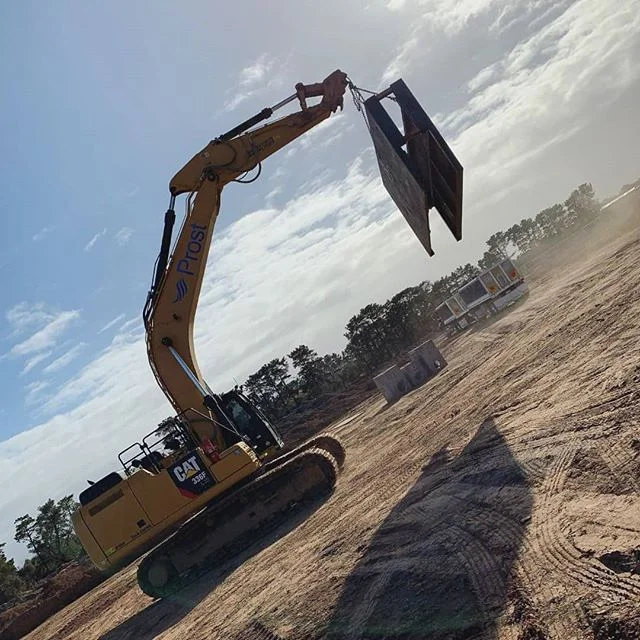 Saturdays! Shoring! and some sun!