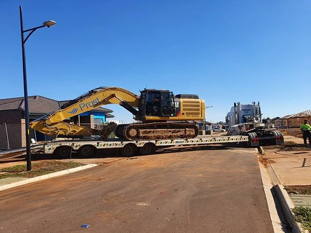 Tight Sqeeze  #prost #prostvic #caterpillar #sewer #sewercontractor