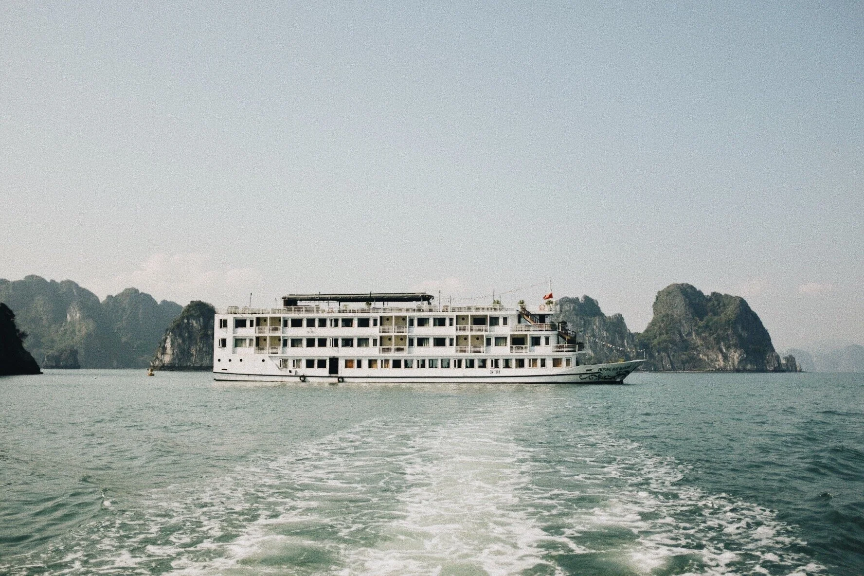 HalongBay06.JPG