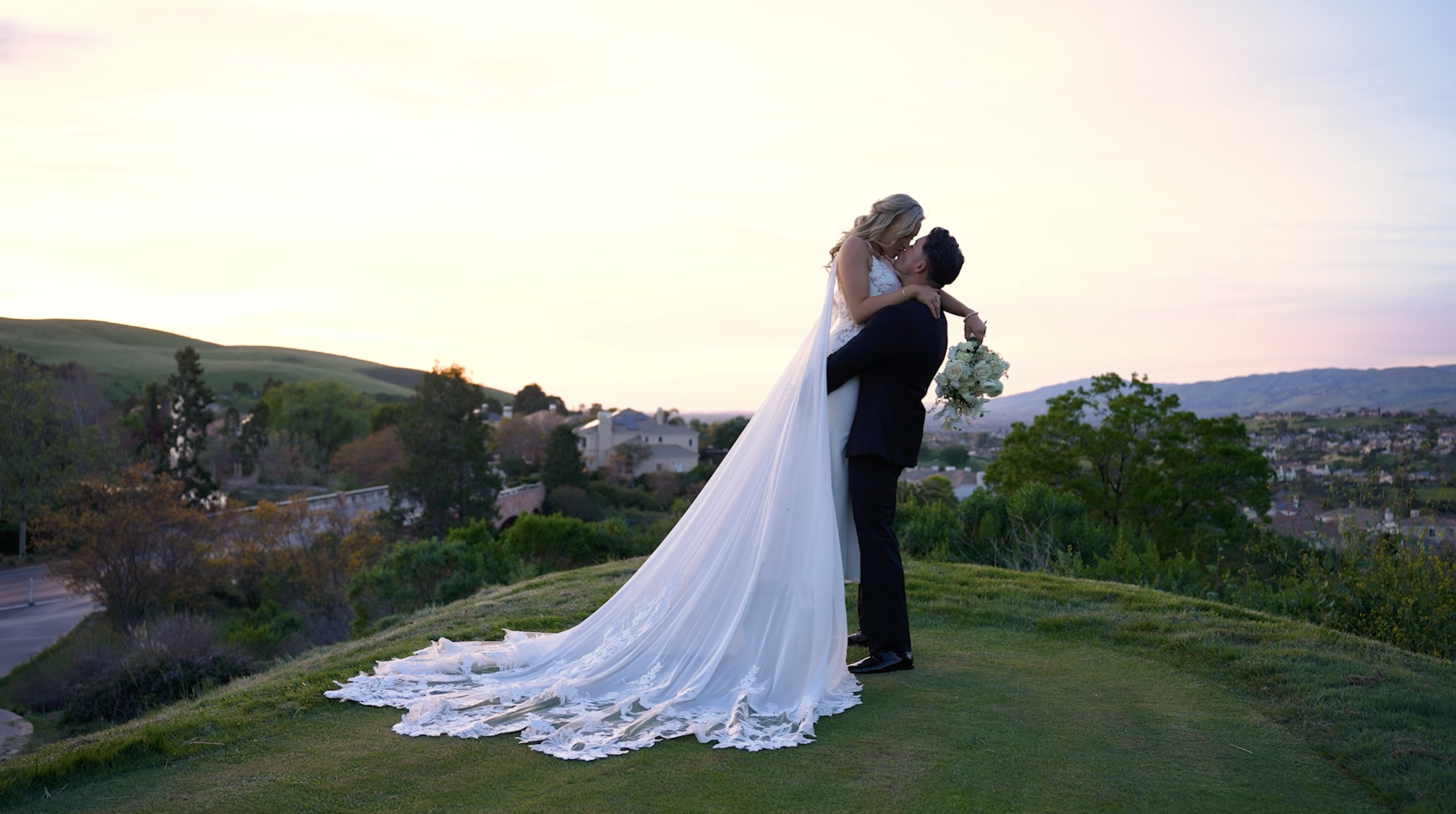 How to Feel Comfortable on Camera on Your Wedding Day