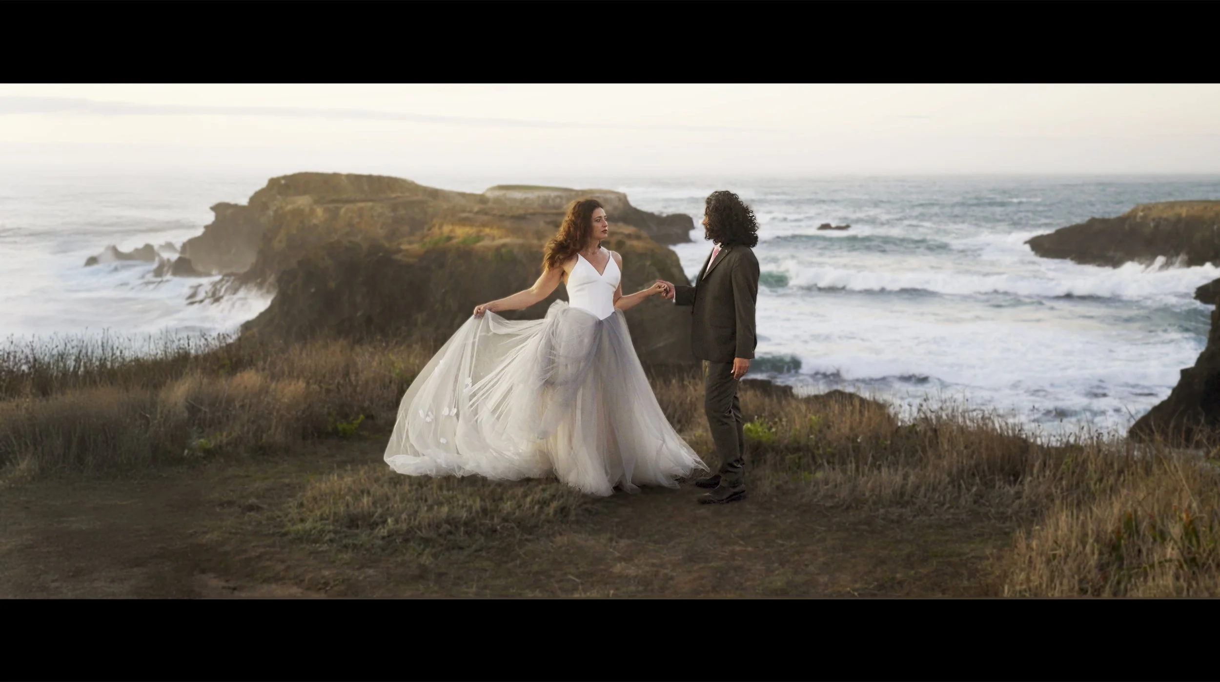 How Couples Choose Whether to Keep Their Day Private or Public